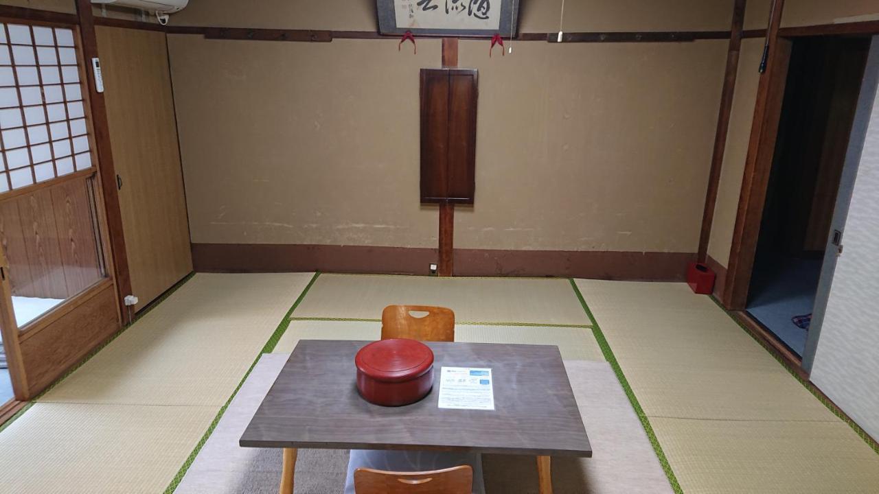 Wajimaya Ryokan Киото Экстерьер фото