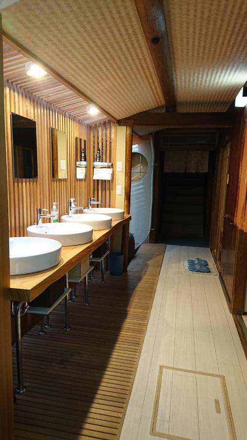 Wajimaya Ryokan Киото Экстерьер фото