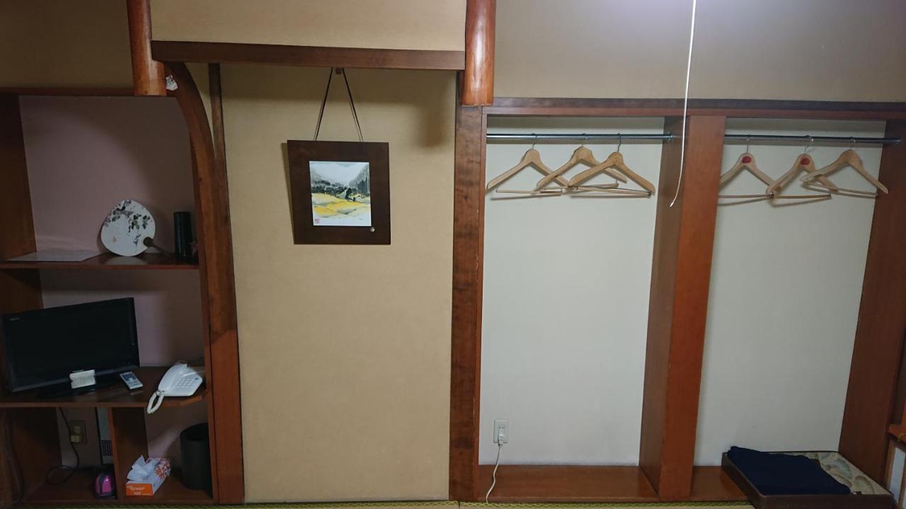 Wajimaya Ryokan Киото Экстерьер фото