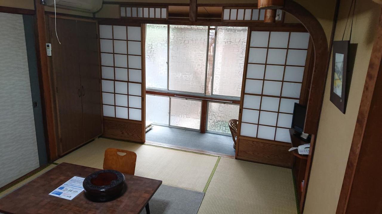 Wajimaya Ryokan Киото Экстерьер фото